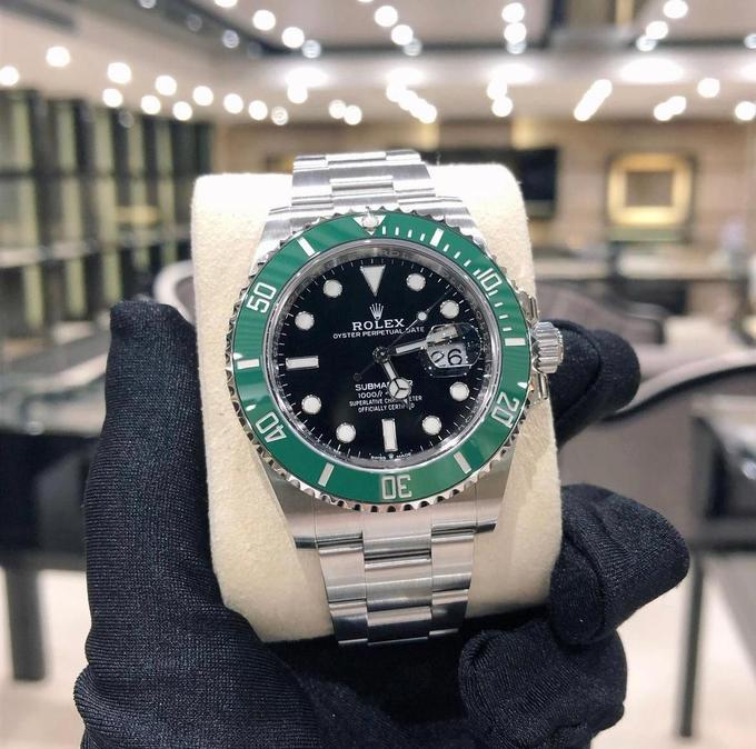ROLEX SUBMARINER DATE STARBUCKS - REF. 126610LV