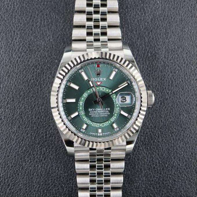 Rolex Sky-Dweller M336934