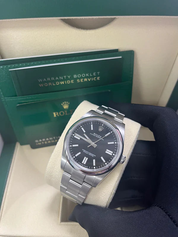 Rolex Oyster Perpetual 41 Black Dial - 124300