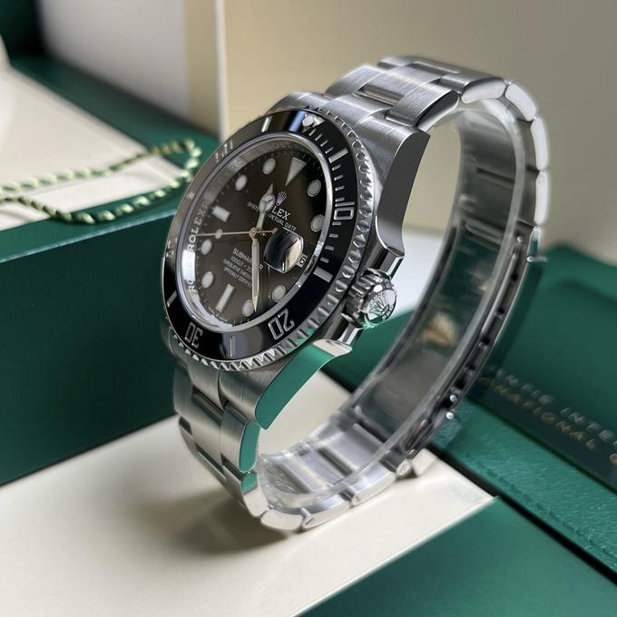 ROLEX SUBMARINER DATE 41 126610