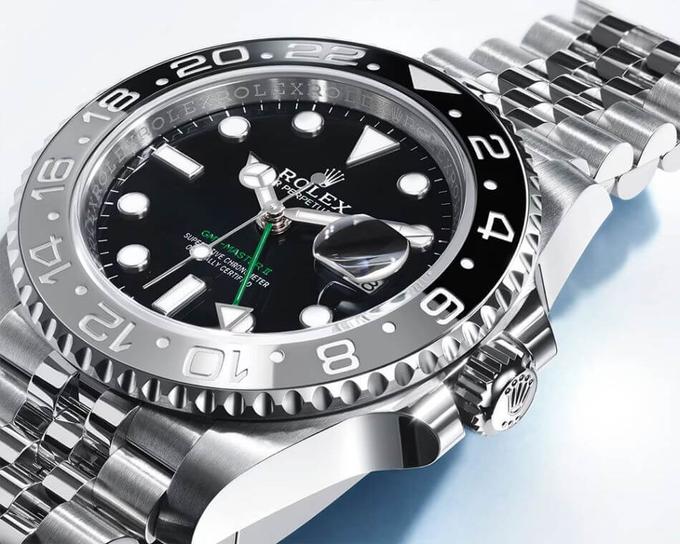 Rolex GMT-Master II Bruce Wayne 126710GRNR