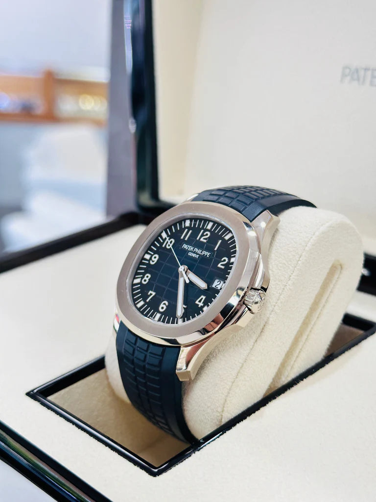 Patek Philippe Aquanaut 5168G-001