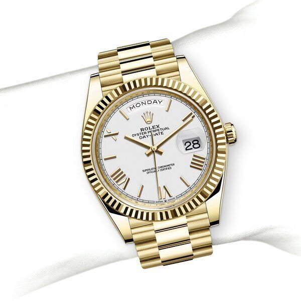 Rolex Day-Date Oyster, 40 mm, or jaune